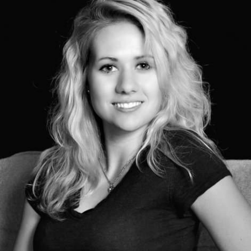 Meet your Posher, Kendra